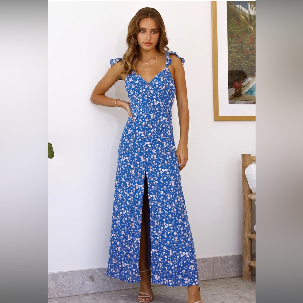 HELLO MOLLY Beach Breeze Maxi Dress